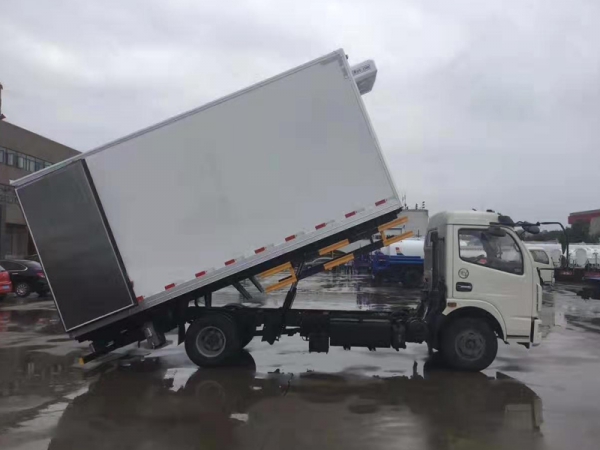 東風多利卡D6動物無害化處理車